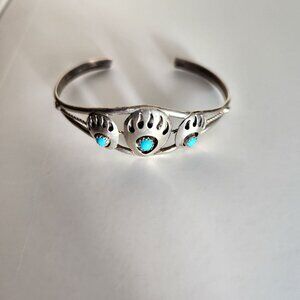 Vintage Navajo Sterling Silver Bear Paw Cuff Bracelet With Turquoise Stones